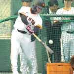 丸佳浩が早出から居残りまで参加しハッスル「グラウンドに出ている以上は年齢は関係ない」